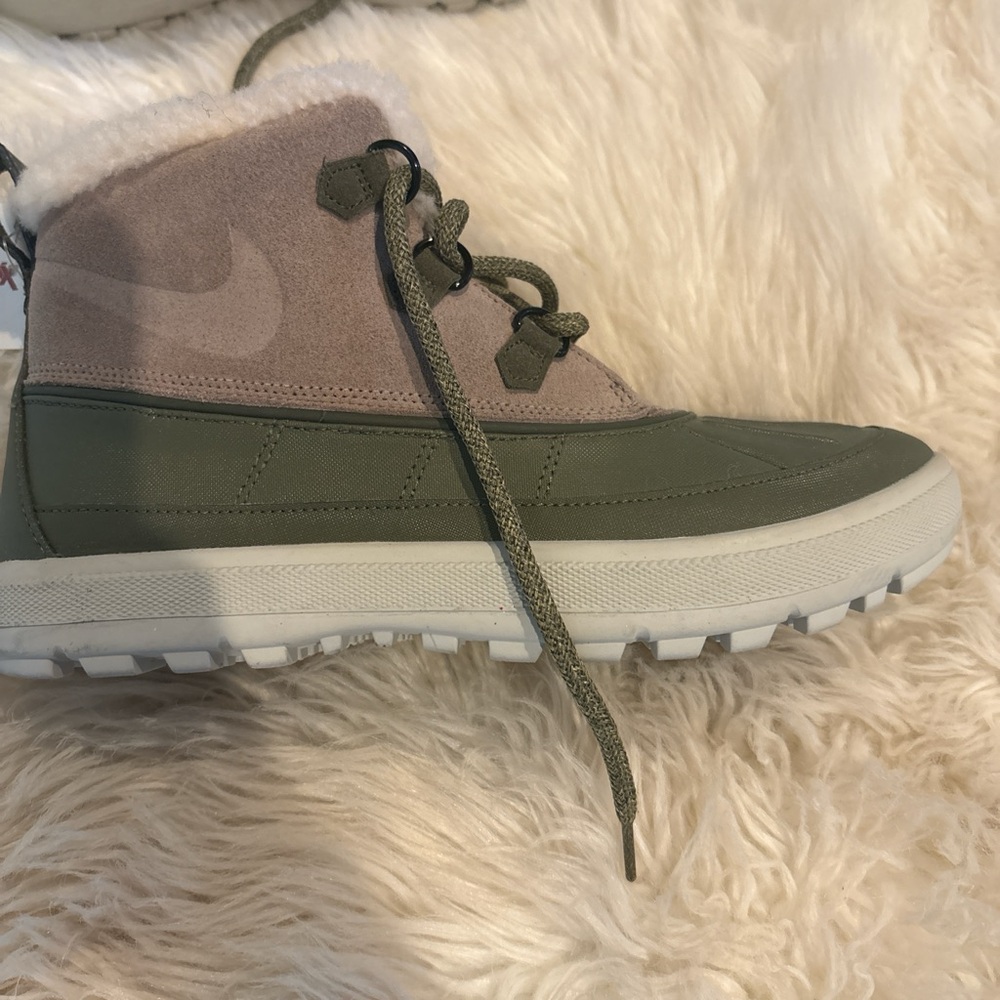 Nike Women's Green and Tan Winter, snow, rain Boots